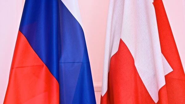Флаги России и Швейцарии в Секции интересов РФ при Посольстве Швейцарии в Грузии - Sputnik Грузия