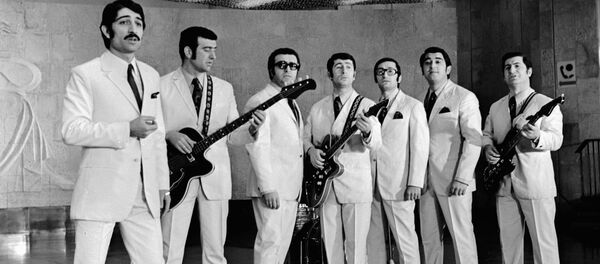 Грузинский ансамбль «Иверия» Грузинский ансамбль «Иверия» - Sputnik Грузия