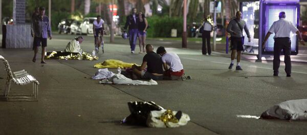 ტერაქტის შემდეგ ნიცაში ტერაქტის შემდეგ ნიცაში - Sputnik საქართველო