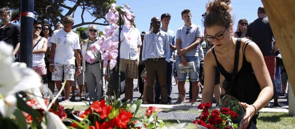 ტერაქტის ადგილზე ნიცაში ტერაქტის ადგილზე ნიცაში - Sputnik საქართველო