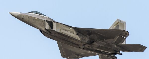 Истребитель F-22 ВВС США  - Sputnik Грузия