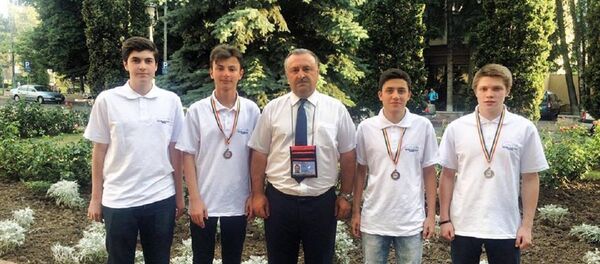 Грузия завоевала три медали на международной олимпиаде по информатике - Sputnik Грузия