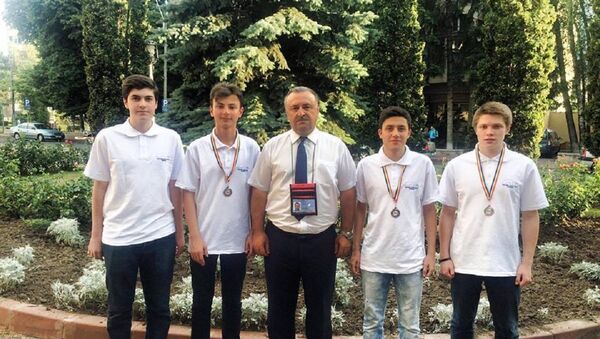 Грузия завоевала три медали на международной олимпиаде по информатике - Sputnik Грузия