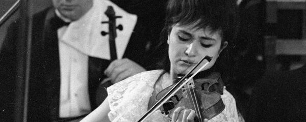 ლიანა ისაკაძე ლიანა ისაკაძე - Sputnik საქართველო