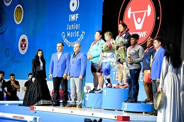 Штангистка из Грузии Анастасия Готфрид на Молодежном Чемпионате мира по тяжелой атлетике Штангистка из Грузии Анастасия Готфрид на Молодежном Чемпионате мира по тяжелой атлетике - Sputnik Грузия
