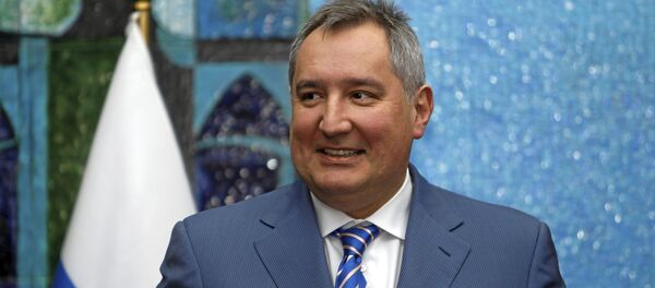 Дмитрий Рогозин, заместитель премьер-министра Российской Федерации, председатель межправительственной комиссии Россия-Азербайджан - Sputnik Грузия