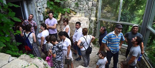 ტურისტები სათაფლიასთან - Sputnik საქართველო