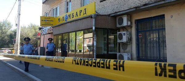 Спецоперация в Астане, где злоумышленник захватил ломбард - Sputnik Грузия