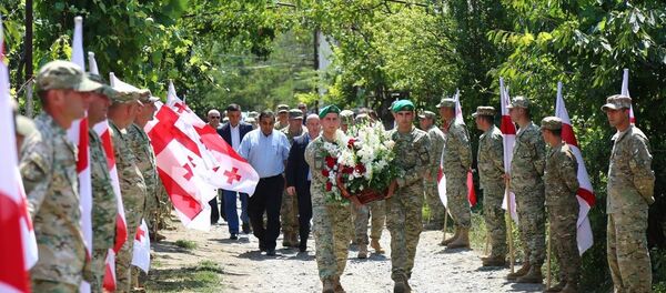 Похороны капрала Давида Ломидзе - Sputnik Грузия