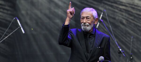 Вахтанг (Буба) Кикабидзе спел на фестивале Kubana в Риге. - Sputnik Грузия