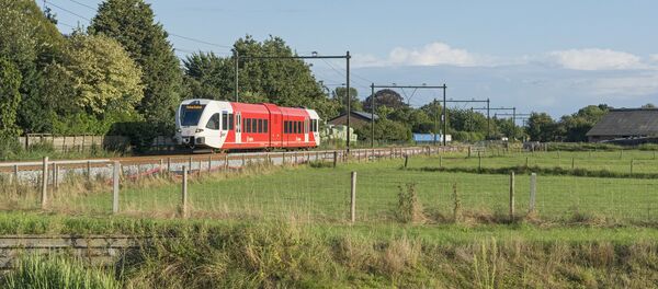 Региональный поезд во Франции - Sputnik Грузия