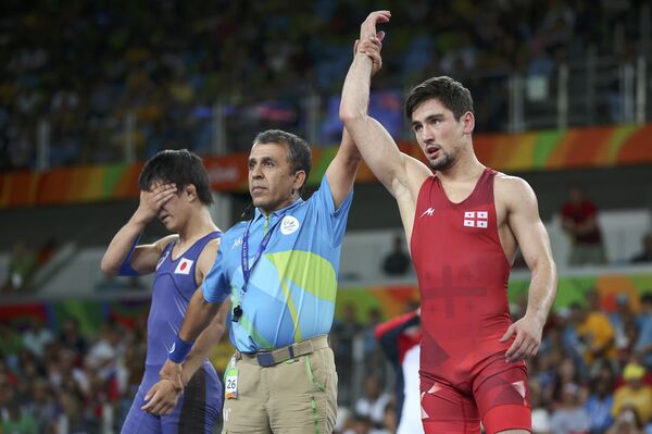 Борец Владимир Хинчегашвили, завоевавший золото на Олимпиаде в Рио - Sputnik Грузия