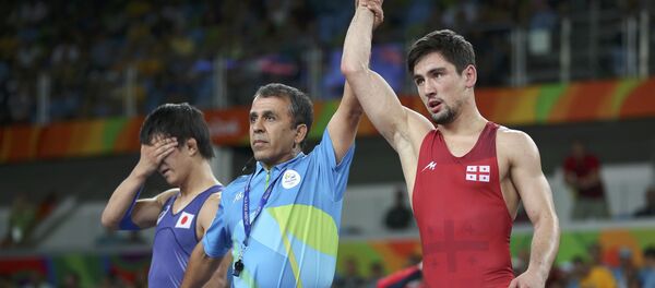 Борец Владимир Хинчегашвили, завоевавший золото на Олимпиаде в Рио - Sputnik Грузия