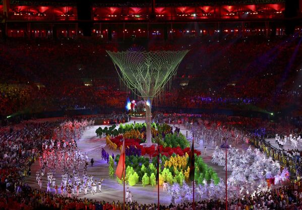 Выступления артистов в ходе церемонии закрытия XXXI летних Олимпийских игр в Рио-де-Жанейро. - Sputnik Грузия