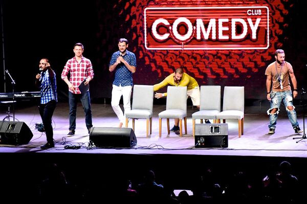 Резиденты Comedy Club подарили грузинским зрителям по-настоящему смешной и яркий вечер. - Sputnik Грузия