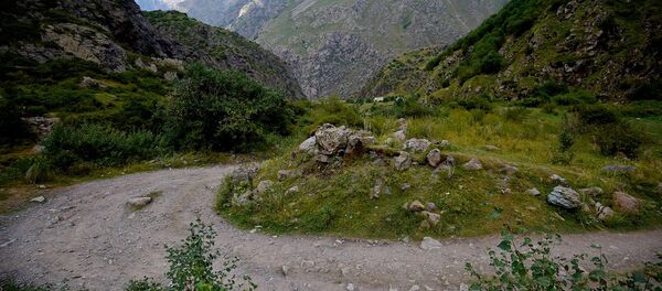 Дорога в горах Грузии - Sputnik Грузия