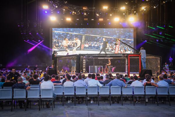 სპორტული შოუ Fight Nights-ი Black Sea Arena-ს საკონცერტო დარბაზში გაიმართა. - Sputnik საქართველო
