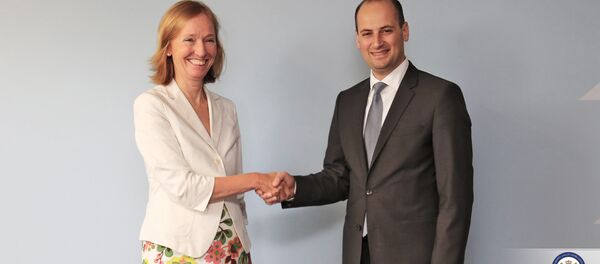 ემილი ჰამბერი და მიხეილ ჯანელიძე ემილი ჰამბერი და მიხეილ ჯანელიძე - Sputnik საქართველო