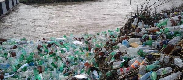 Загрязненная река Сурамула - Sputnik Грузия