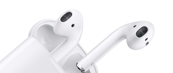 Беспроводные наушники Apple  - Sputnik Грузия