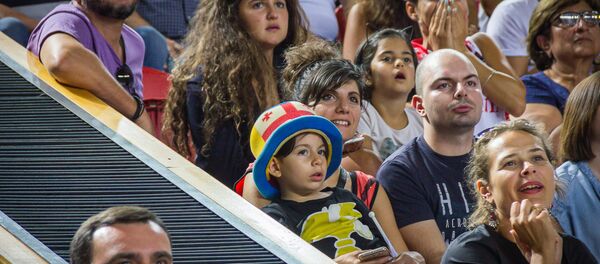 თბილისის სპორტის სასახლეში გულშემატკივრების სიმრავლეა თბილისის სპორტის სასახლეში გულშემატკივრების სიმრავლეა - Sputnik საქართველო