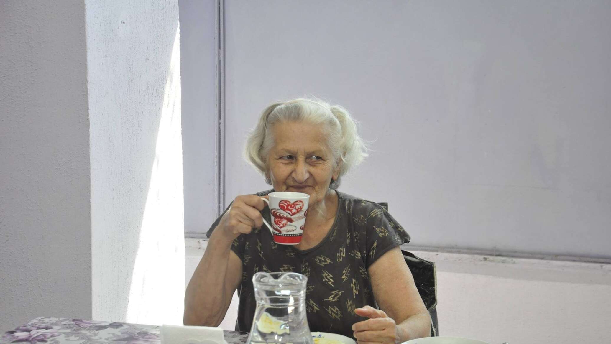 Упразднят ли в Тбилиси столовые для неимущих ответ мэрии