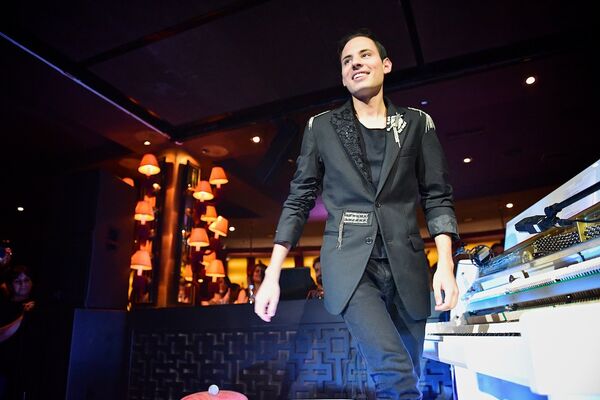 В Грузии отменили концерт самого быстрого пианиста в мире - Sputnik Грузия