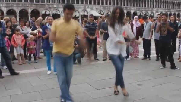 Грузины танцуют в Риме - Sputnik Грузия