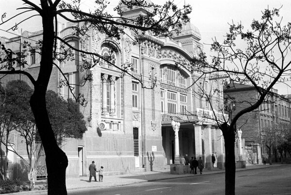 Утонченная, как лебедь — за что мы любим и помним балерину Веру Цигнадзе - Sputnik Грузия