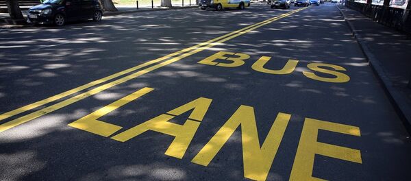 საზოგადოებრივი ტრანსპორტისათვის გამოყოფილი ზოლები საზოგადოებრივი ტრანსპორტისათვის გამოყოფილი ზოლები - Sputnik საქართველო