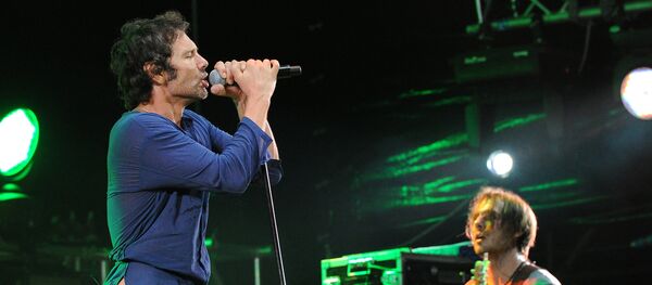 Солист группы Океан Эльзы Святослав Вакарчук - Sputnik Грузия