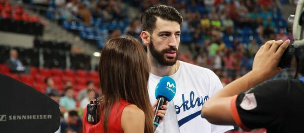 კალათბურთელი თორნიკე შენგელია კალათბურთელი თორნიკე შენგელია - Sputnik საქართველო