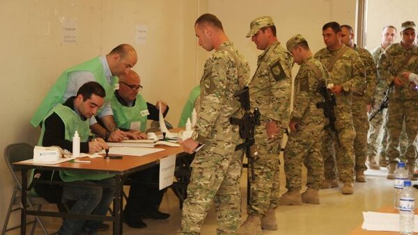 Грузинские военные в Афганистане проголосовали на выборах в парламент Грузии - Sputnik Грузия