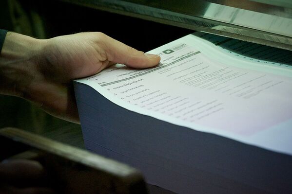 Восемь типографий в грузинской столице по заказу Центризбиркома печатают избирательные бюллетени для всей страны. - Sputnik Грузия