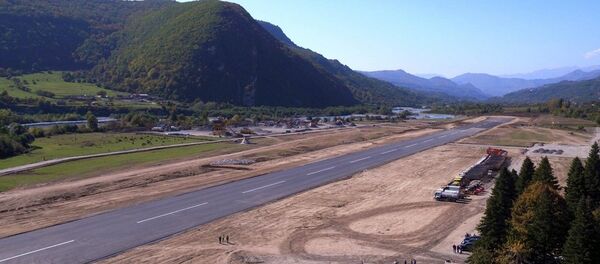 Аэродром для гражданских рейсов в Амблолаури (регион Рача-Лечхуми) - Sputnik Грузия