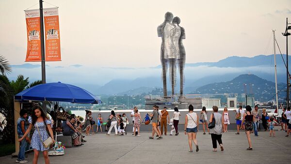 Батуми - статуя Али и Нино - Sputnik Грузия