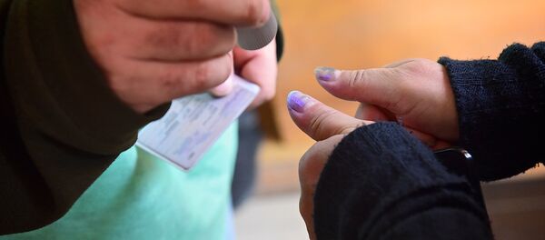 მარკირების შემოწმება არჩევნების დროს მარკირების შემოწმება არჩევნების დროს - Sputnik საქართველო