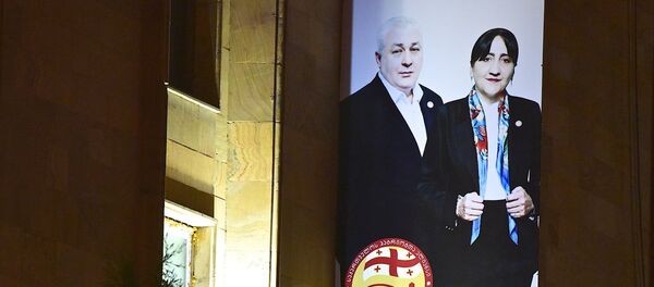 Альянс патриотов - Давид Тархан-Моурави и Ирма Инашвили - Sputnik Грузия