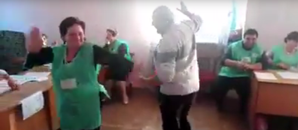 Шалахо на избирательном участке в день выборов в Грузии - Sputnik Грузия