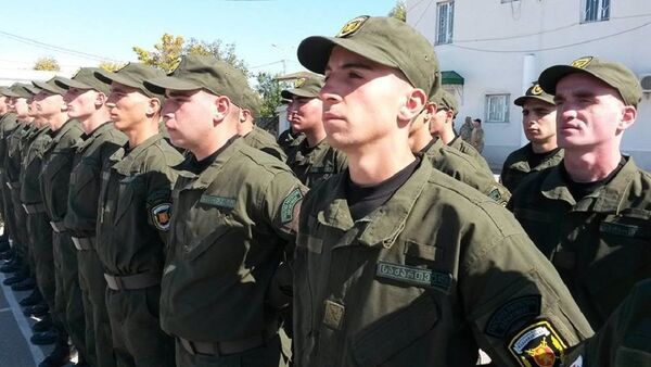 Новобранцы принесли военную присягу в Тбилиси, Гори и Кутаиси - Sputnik Грузия