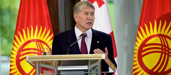 Алмазбек Атамбаев - Sputnik Грузия