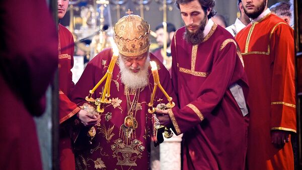 Католикос-Патриарх Всея Грузии Илия Второй проводит службу в храме Светицховели - Sputnik Грузия