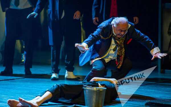 Театральный Шекспировский фестиваль в Ереване. Представление Юлий Цезарь - Sputnik Грузия