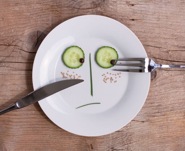 Тарелка с приборами - Sputnik Грузия