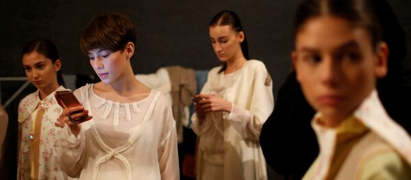 Грузинские модели перед показом - бэкстейдж Tbilisi Fashion Week - Sputnik Грузия