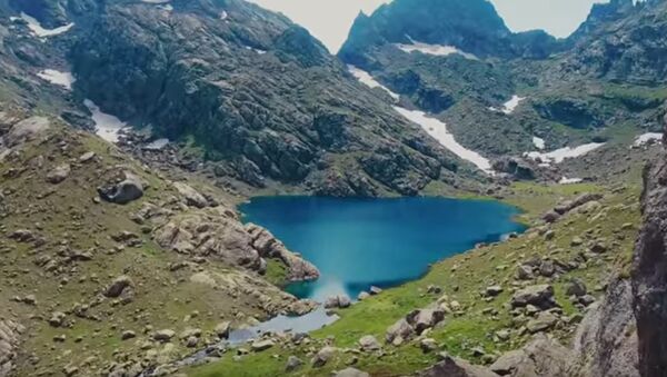 Тобаварчхили – таинственное озеро в горах Грузии - Sputnik Грузия