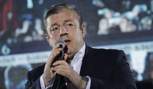 Премьер-министр Грузии Георгий Квирикашвили выступает перед сторонниками Грузинской мечты Премьер-министр Грузии Георгий Квирикашвили выступает перед сторонниками Грузинской мечты - Sputnik Грузия