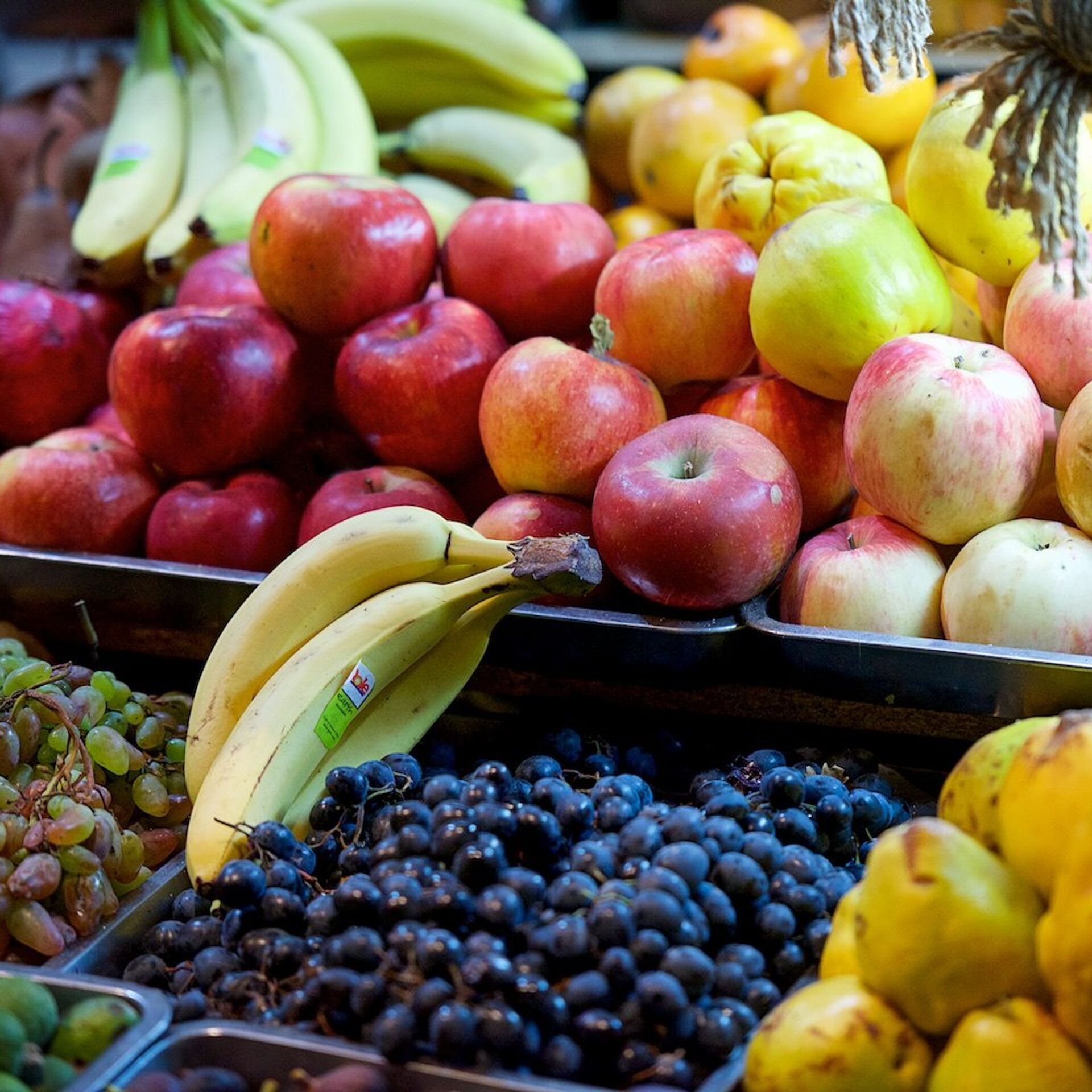 Можно ли пить в сухоядение. Грузинские фрукты. Фрукты Кубани. . Обилие ягод, фруктов и овощей.. Фрукты Кавказа.