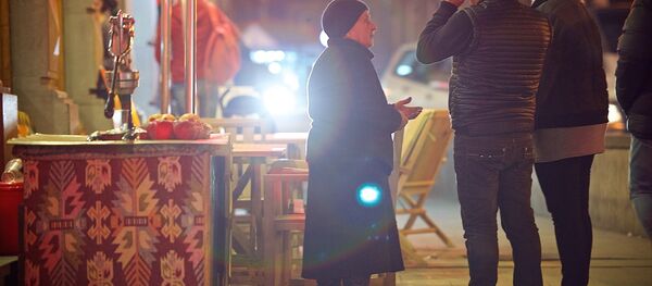 თბილისის ერთ-ერთ ქუჩაზე თბილისის ერთ-ერთ ქუჩაზე - Sputnik საქართველო