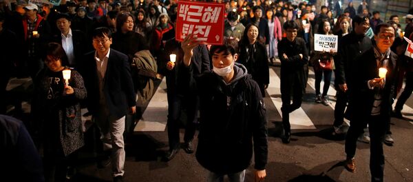 Десятки тысяч человек вышли на улицы Сеула на акцию против президента Южной Кореи - Sputnik Грузия